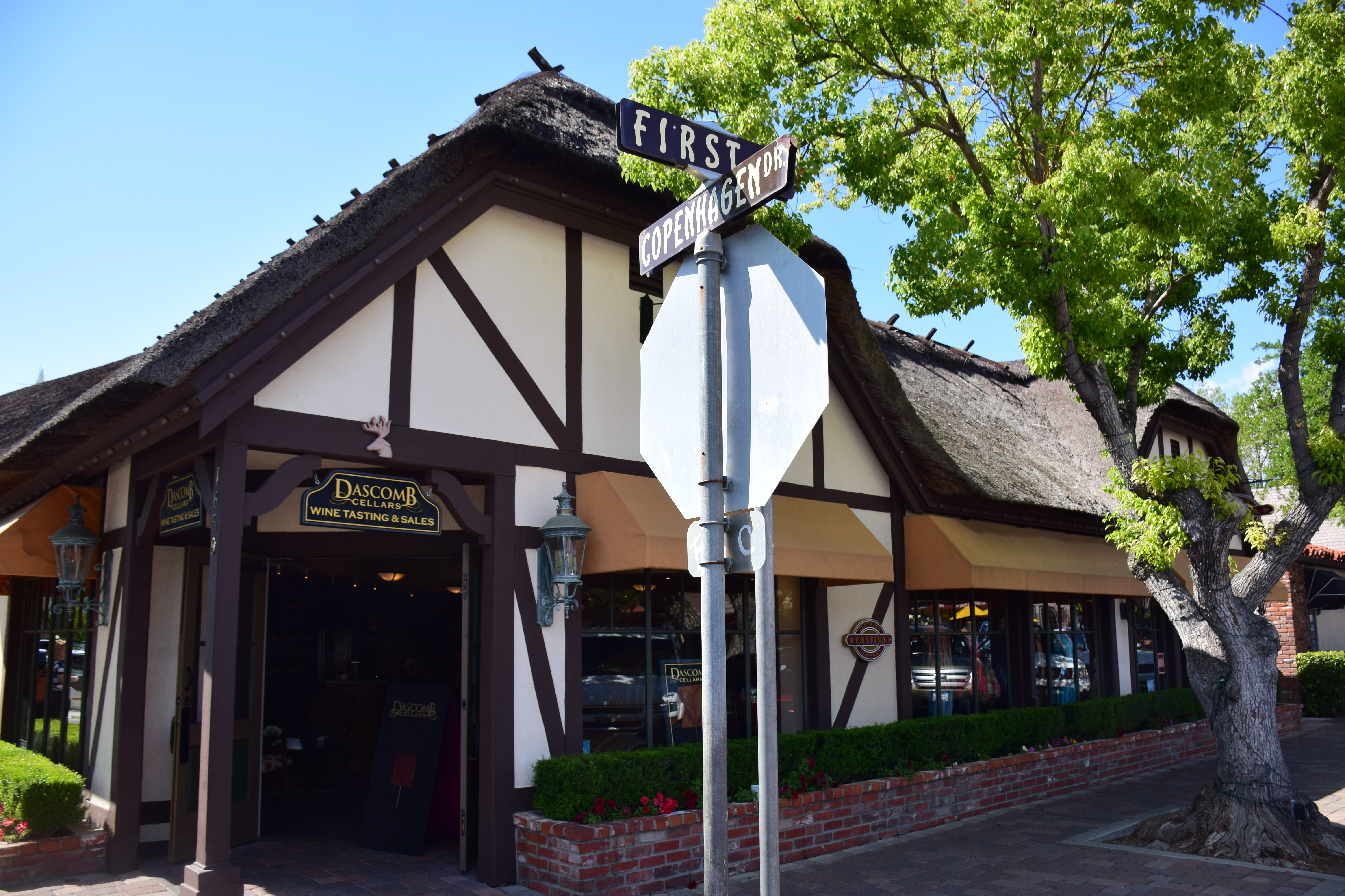 e556907b23f4b8ab8b7ac44068523f84