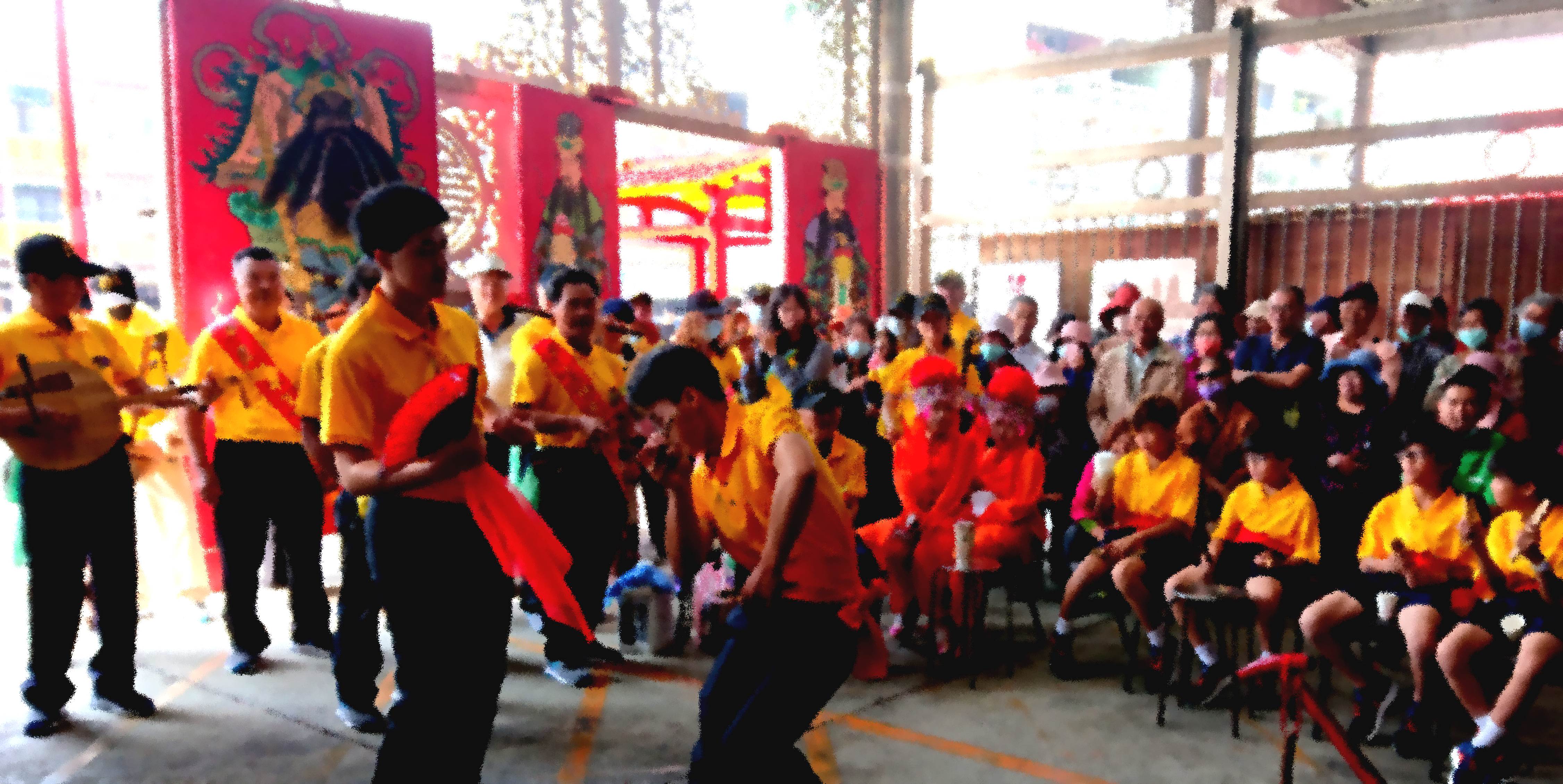 今年，辛丑香科。東竹林保安宮牛犁歌陣開館，曾經的孩子們重新入陣，特別演出。